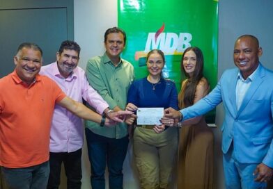 Na surdina, vice-prefeita se filia ao MDB, sigla vetada por Abilio
