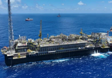 Petrobras deve lucrar R$ 31,1 bilhões no 4º trimestre de 2025, estima Ineep