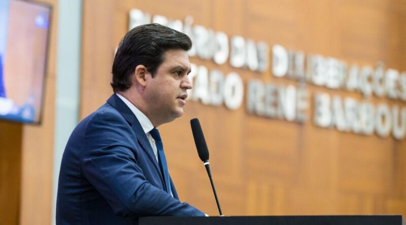 Deputado Thiago Silva cobra informações sobre investimentos em Saúde Mental no Estado