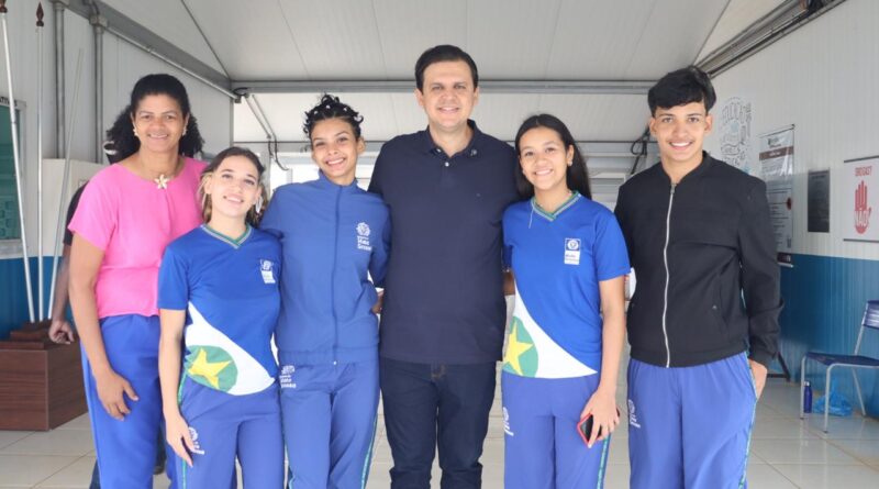 Lei de Thiago Silva é sancionada e cria o Programa Meu Primeiro Emprego em Mato Grosso
