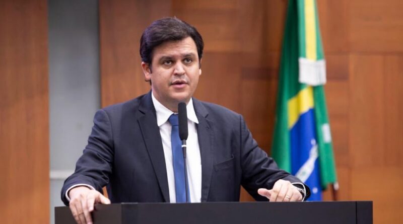 Deputado Thiago apresenta projeto para criar Política de Valorização da Cultura Bíblica e fortalecer espaços de convivência familiar