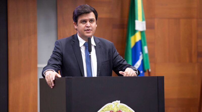 Deputado Thiago Silva fortalece políticas para jovens e famílias em todo Mato Grosso