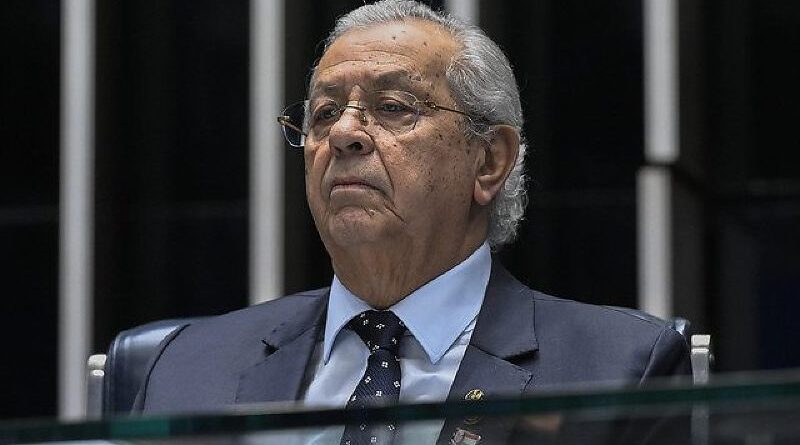 Jayme Campos aumenta ofensiva contra grupo de Mauro Mendes no interior