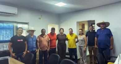 Prefeito de Novo Santo Antônio Júnior Contador reúne com prefeita de Ribeirão Cascalheira para tratar de acesso à ponte sobre o Rio São João
