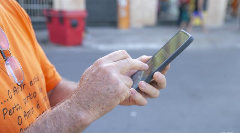 Candidatos gastam R$ 330 mil para impulsionamentos nas redes sociais