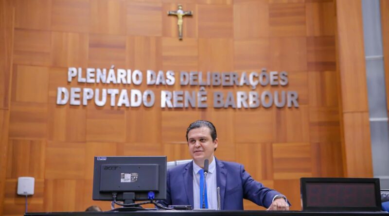 Deputado Thiago Silva se destaca na Assembleia Legislativa com ações que garantem inclusão social
