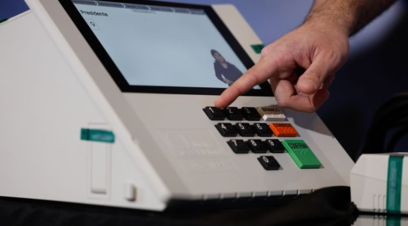 Eleitor deve ter atenção com o horário e verificar local de votação; veja dicas