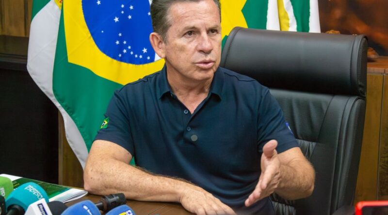 Mendes ironiza WF por atrair votos da esquerda: “É melancia”