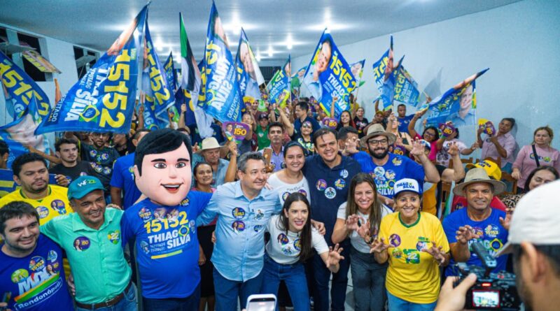 Thiago Silva e Janaina reúnem lideranças, percorrem ruas e reforçam compromissos com população